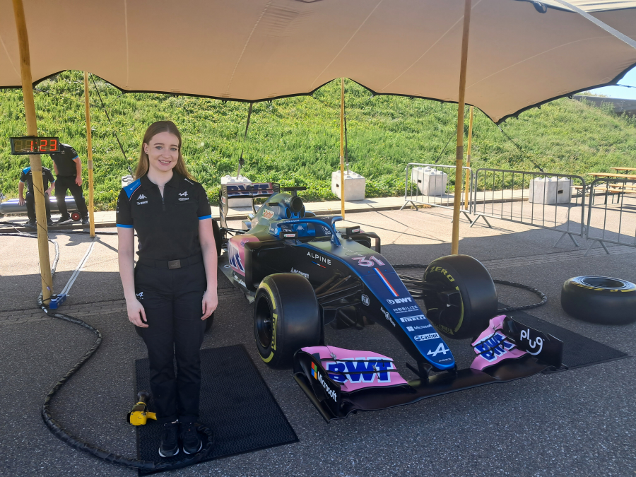 Charlotte Powis Alpine F1 Team